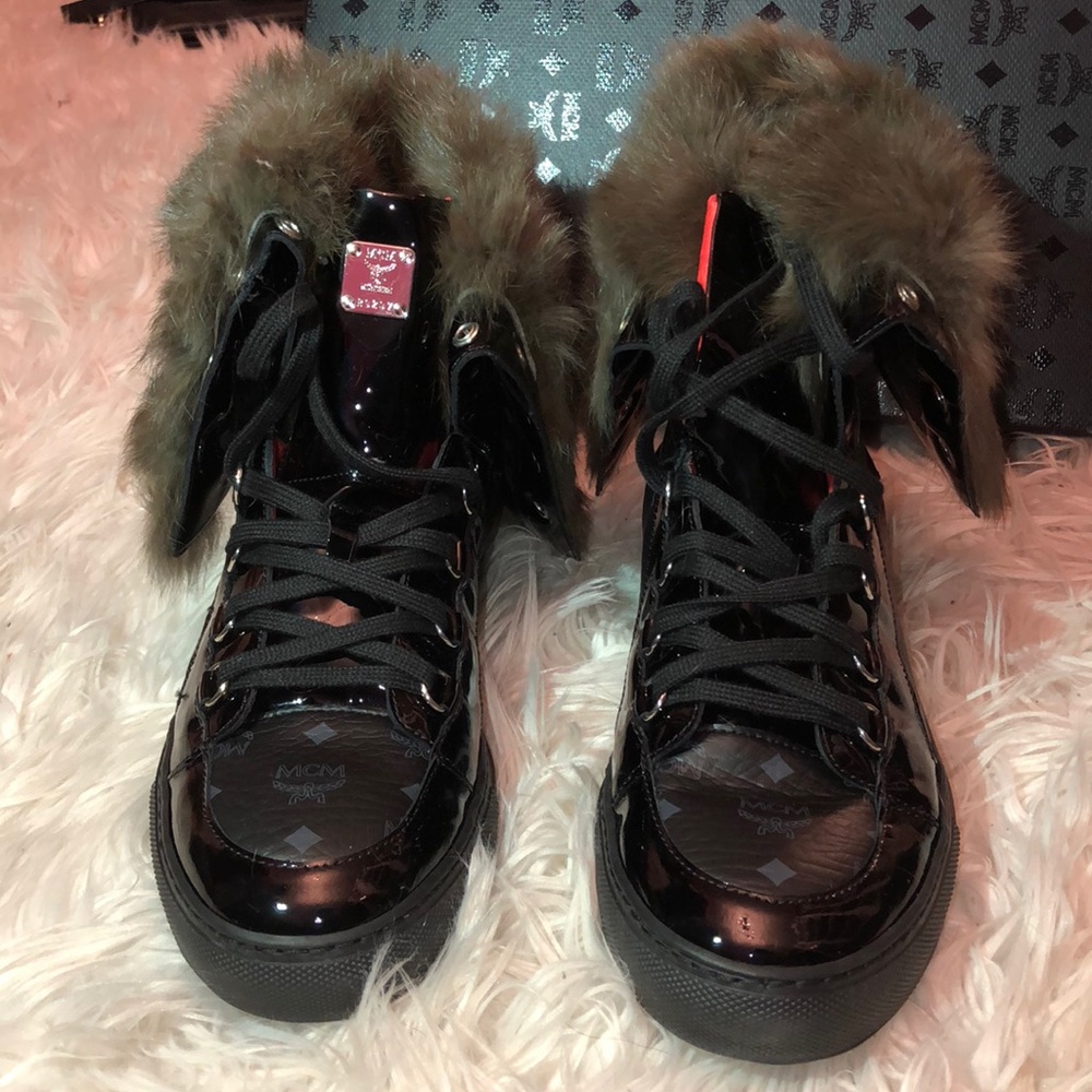 MCM SNEAKERS